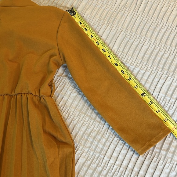 🟢 BUNDLE 2 ITEMS for 20$ - Girls DRESS in excellent condition - Picture 12 of 14